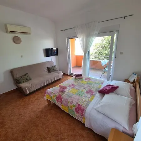 Ljubo Apartment