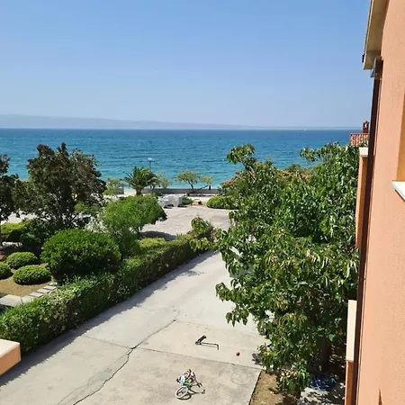 Apartment Ljubo *