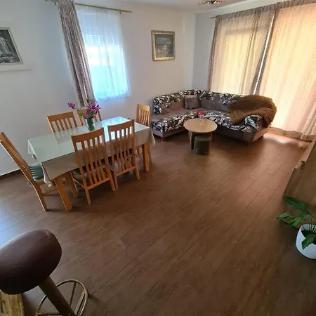 Apartment Ljubo Split