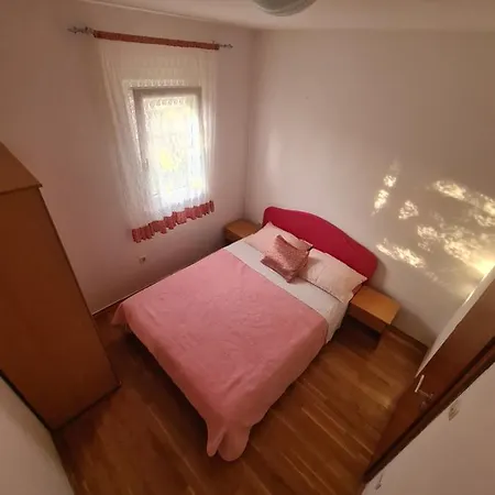 Ljubo Apartment