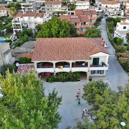 Ljubo Lägenhet Split