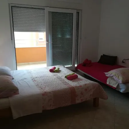 Ljubo Lägenhet Split